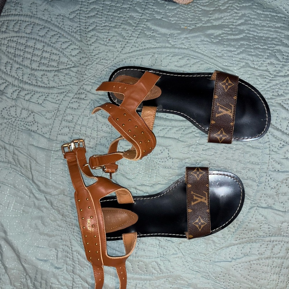 Louis Vuitton Tan and Black Strappy Sandals
